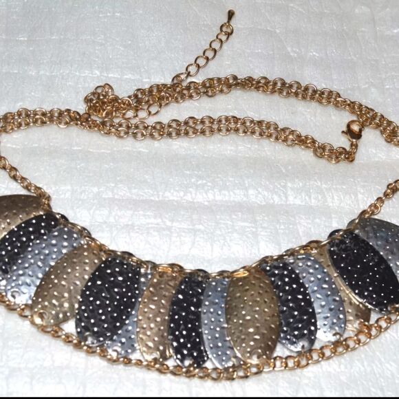 Metal Oval Disks, Silver, Gold, Dark Gray Bib #necklace #jewelry #fashion - Picture 3 of 4